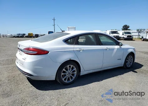 2017 Ford Fusion Se Hybrid z USA, uszkodzony, nr VIN 3FA6P0LU5HR409200